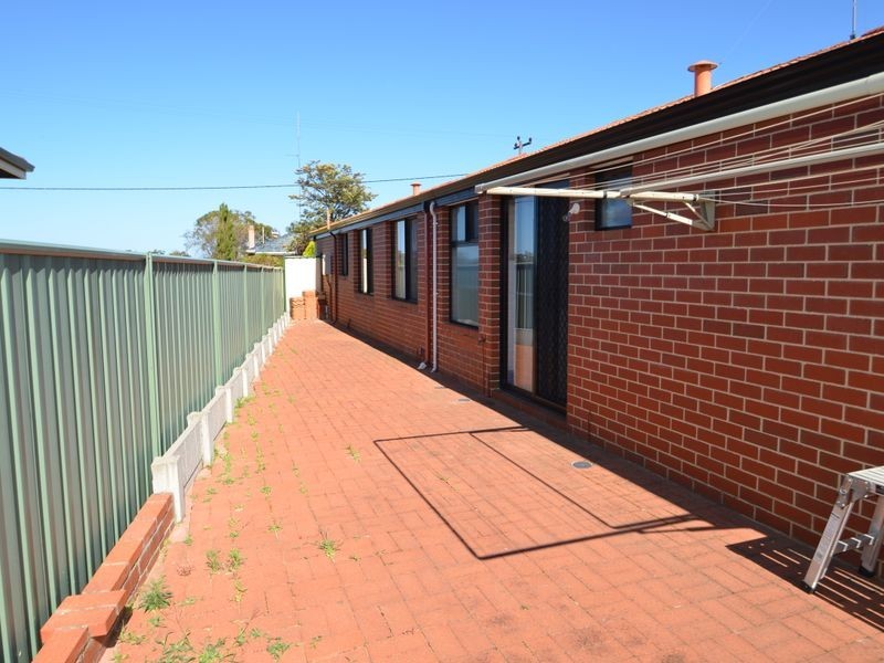 11 Anthony Street, Harvey WA 6220