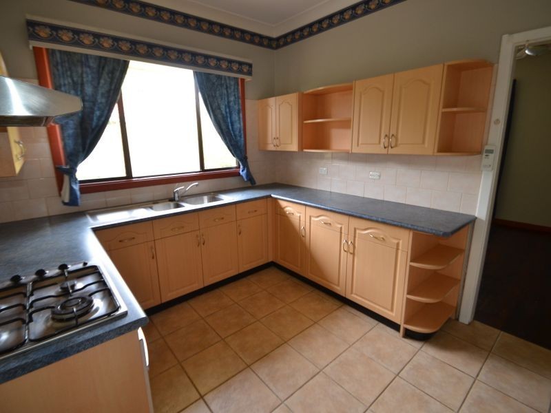 4 Kennedy Street, Harvey WA 6220