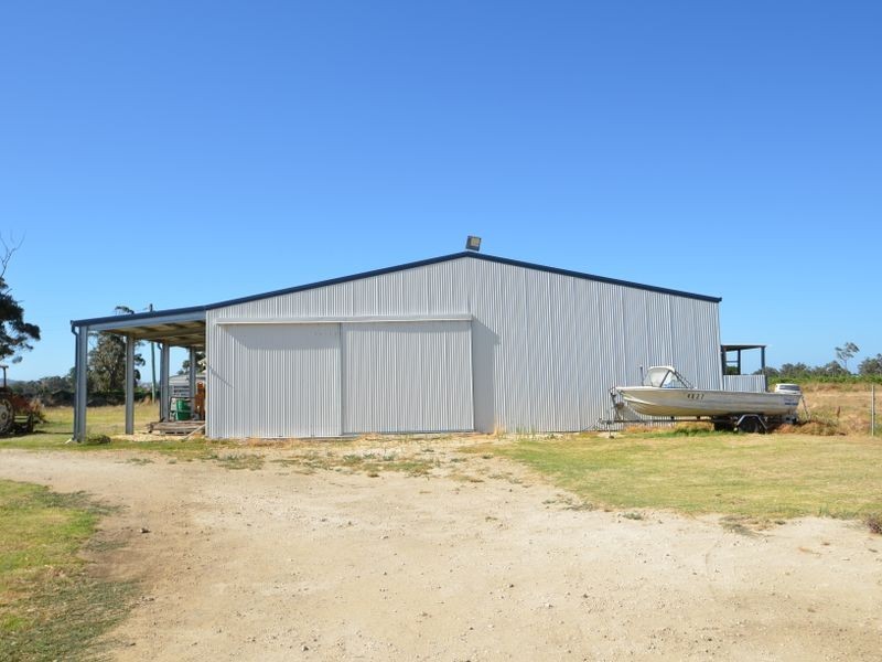 227 Fifth Street, Harvey WA 6220