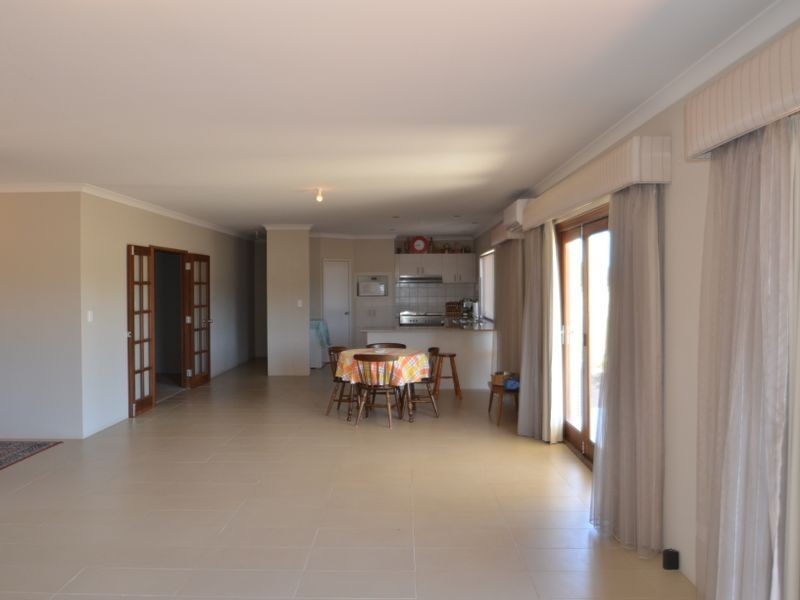 227 Fifth Street, Harvey WA 6220