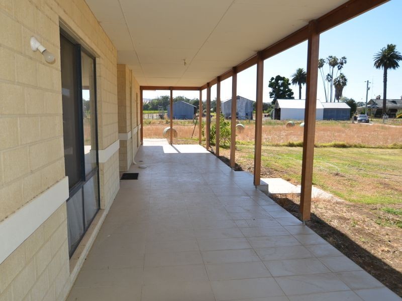 227 Fifth Street, Harvey WA 6220