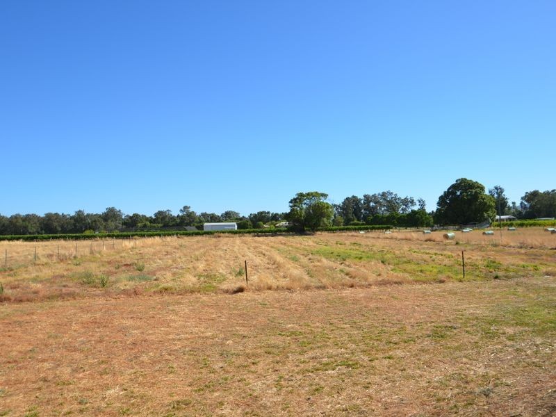 227 Fifth Street, Harvey WA 6220