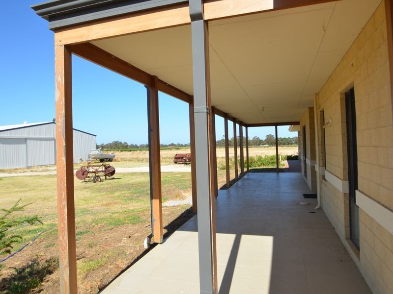 227 Fifth Street, Harvey WA 6220