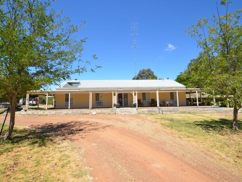 18 Smith Street, Cookernup WA 6220