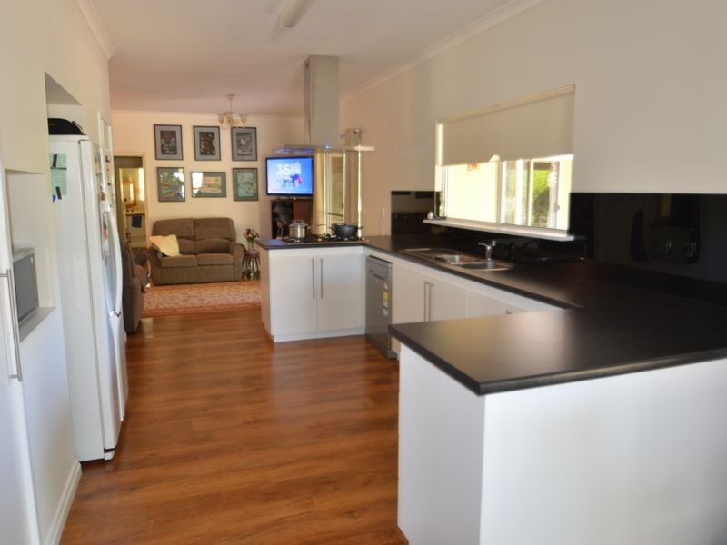 18 Smith Street, Cookernup WA 6220