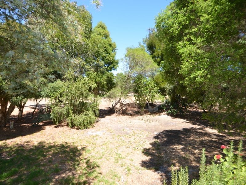 18 Smith Street, Cookernup WA 6220