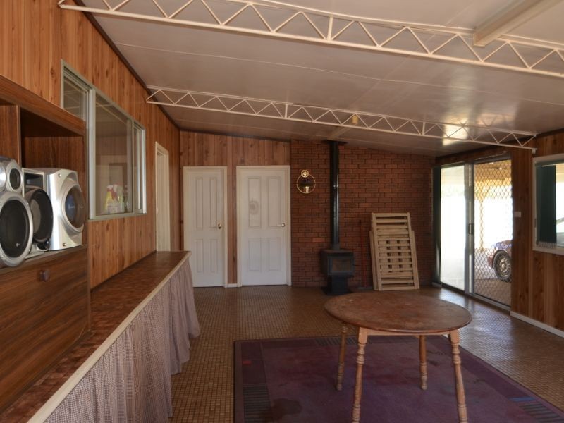 61 Young Street, Harvey WA 6220