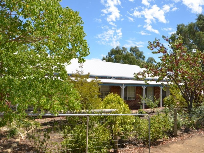 18 Ietto Way, Harvey WA 6220