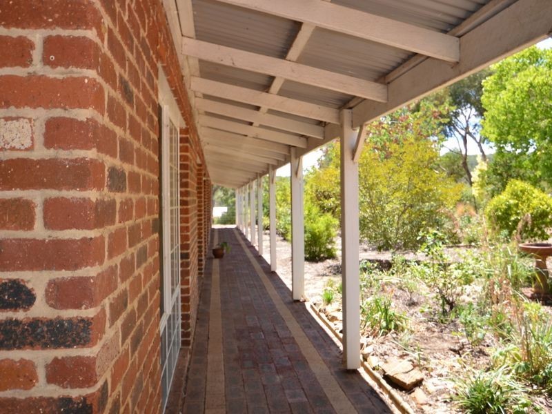 18 Ietto Way, Harvey WA 6220