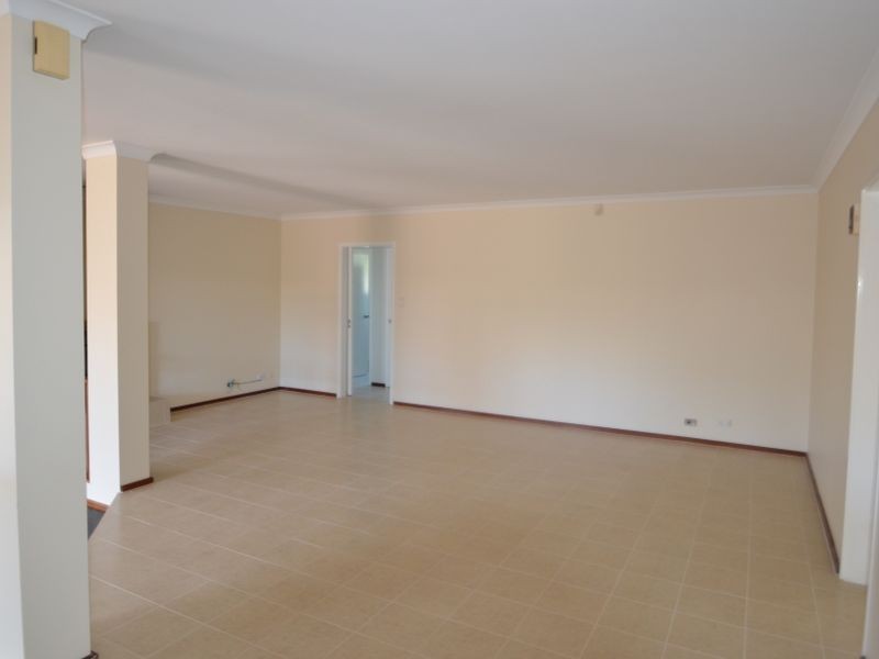 9 Barr Road, Carey Park WA 6230