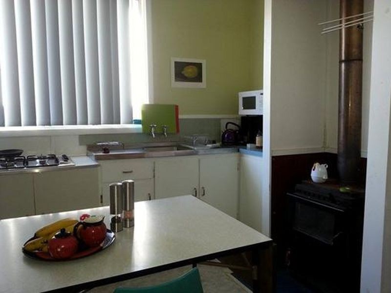 2 Merriedale Crescent, Harvey WA 6220