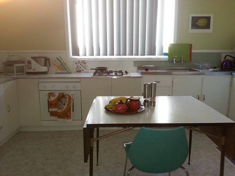 2 Merriedale Crescent, Harvey WA 6220