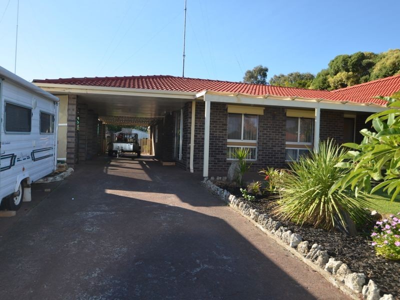 52 Third Street, Harvey WA 6220