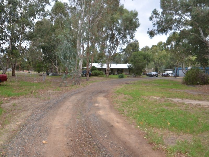 33 Darwin Street, Cookernup WA 6220