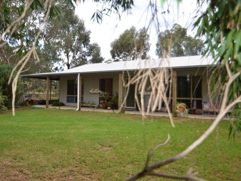 33 Darwin Street, Cookernup WA 6220