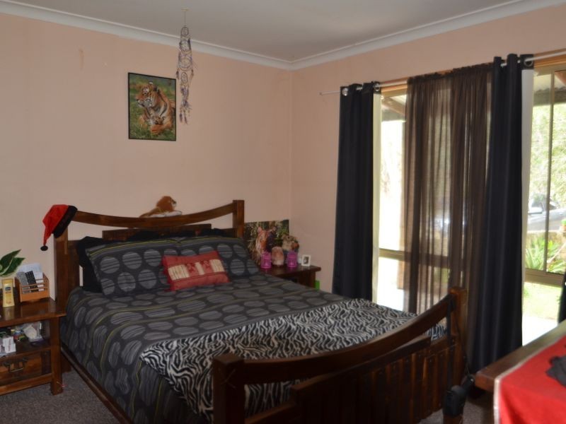 33 Darwin Street, Cookernup WA 6220