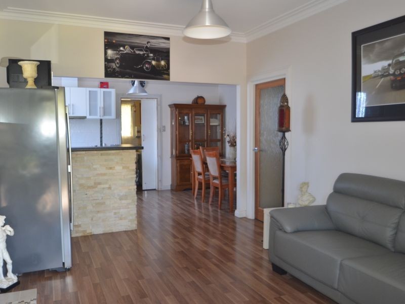 4 Merriedale Crescent, Harvey WA 6220