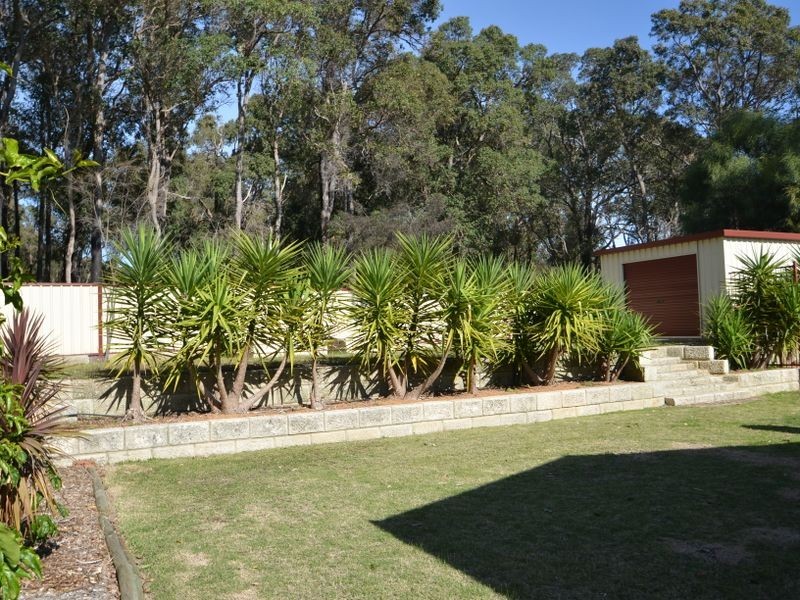 14 Butcherbird Road, Harvey WA 6220