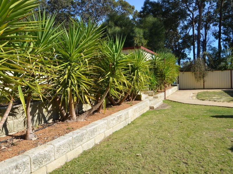 14 Butcherbird Road, Harvey WA 6220