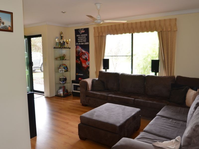 70 Herbert Road, Harvey WA 6220