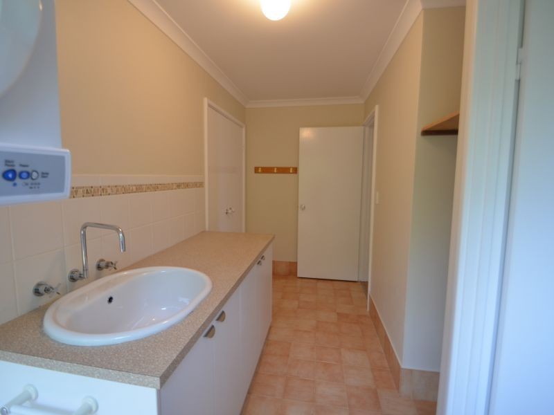 4 Jefferies Way, Harvey WA 6220