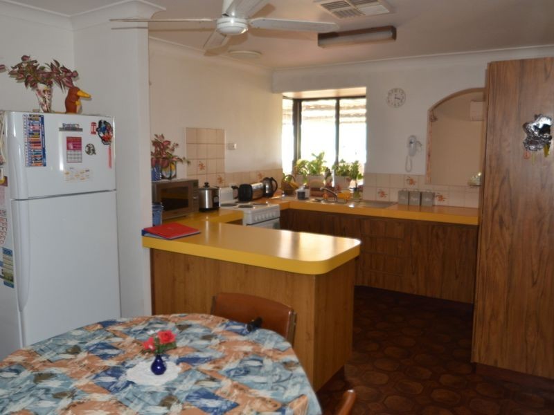 2 Cooks Way, Beela WA 6224