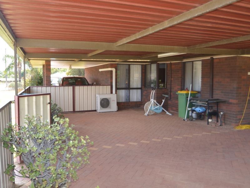 2 Cooks Way, Beela WA 6224