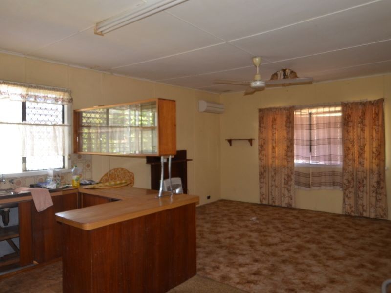 13 Pioneer Street, Binningup WA 6233