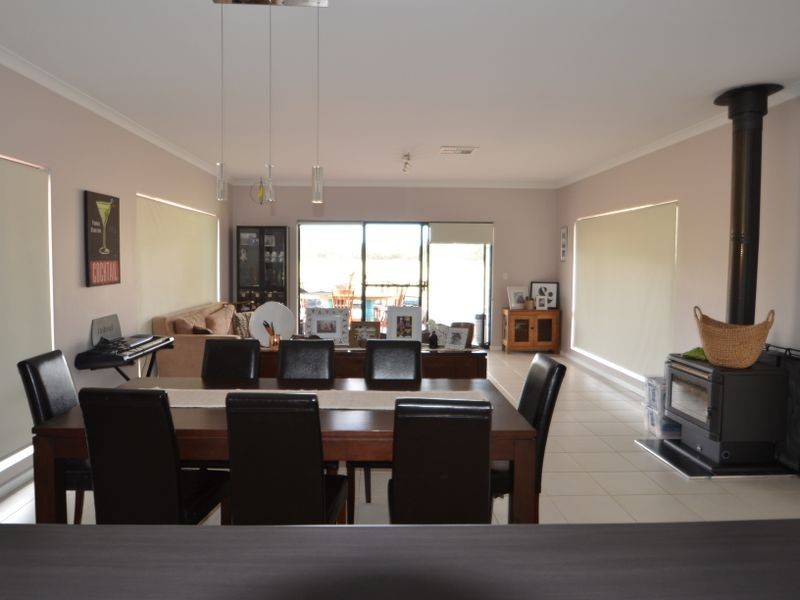 244 Tenth Street, Harvey WA 6220