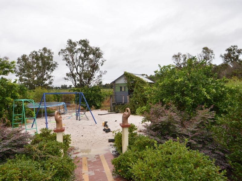 244 Tenth Street, Harvey WA 6220