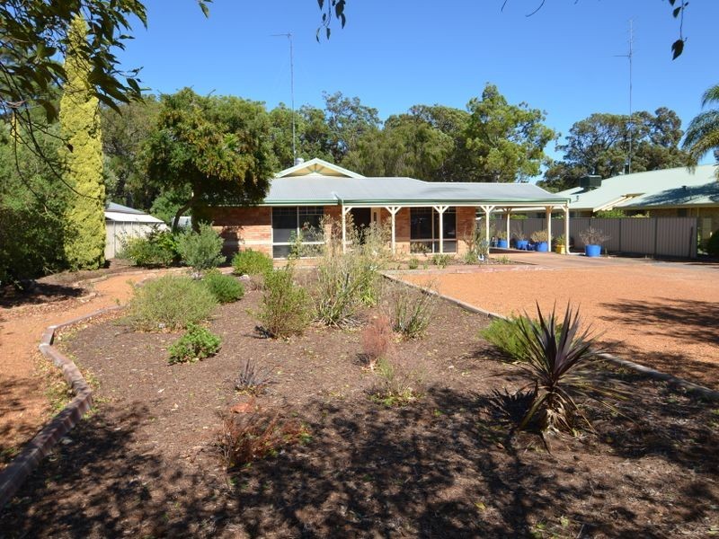 10 Roesner Road, Harvey WA 6220