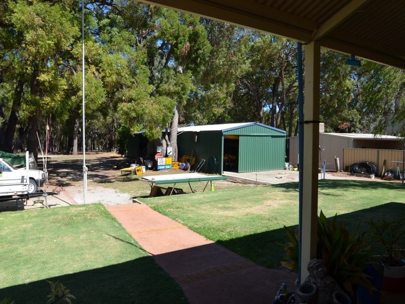 10 Roesner Road, Harvey WA 6220