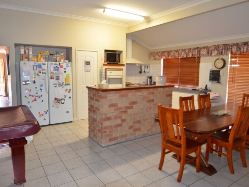 10 Roesner Road, Harvey WA 6220