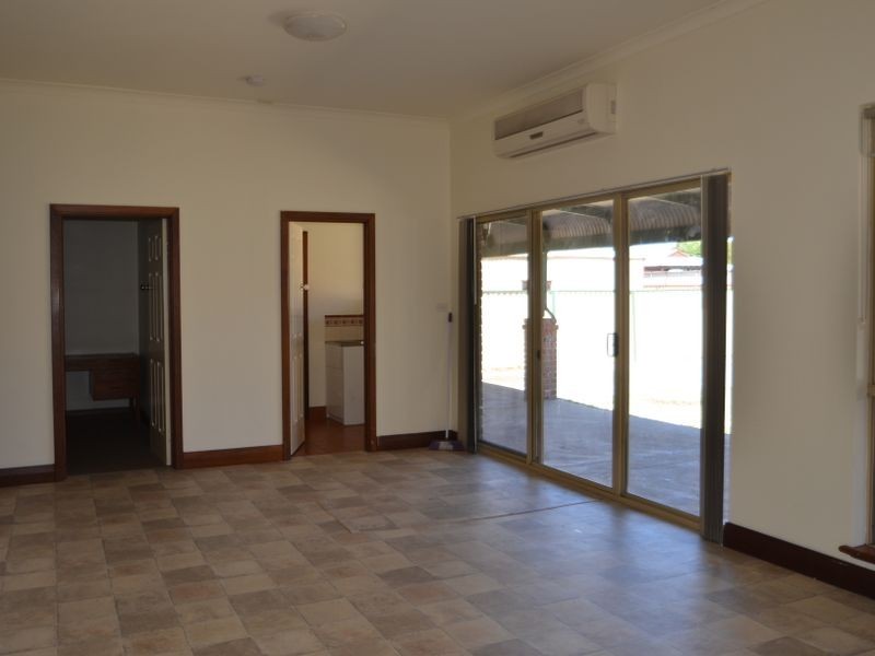 3 third Street, Harvey WA 6220