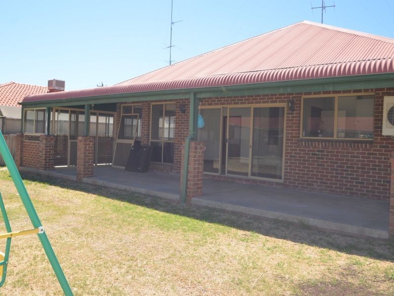 3 third Street, Harvey WA 6220