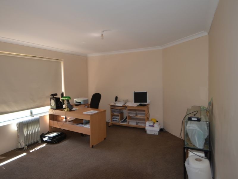 8 Butcherbird Road, Harvey WA 6220