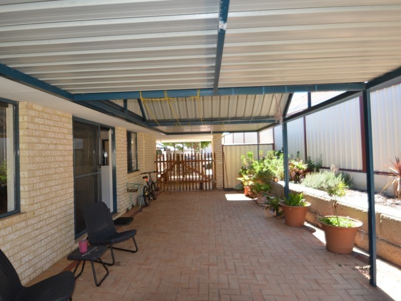 8 Butcherbird Road, Harvey WA 6220