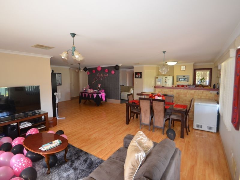 1 Candeloro Place, Harvey WA 6220