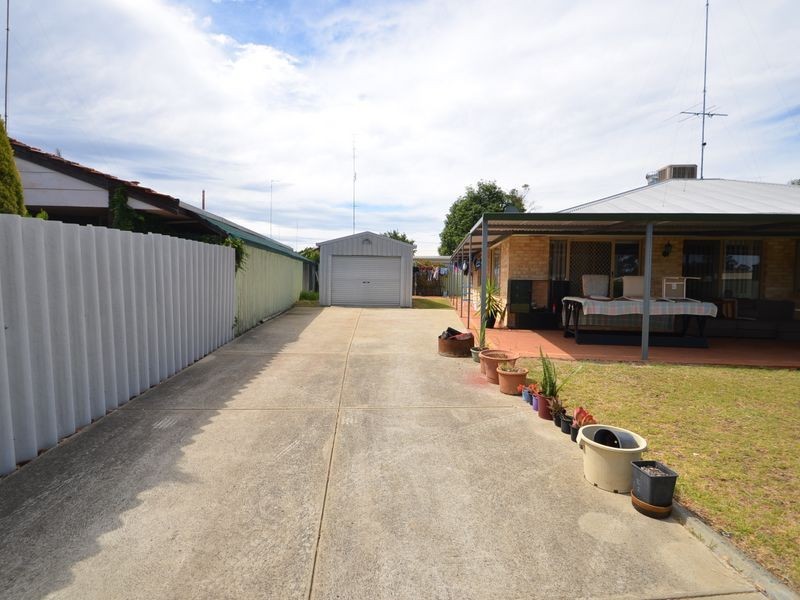 1 Candeloro Place, Harvey WA 6220