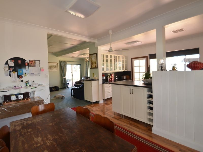 180 Tenth Street, Harvey WA 6220