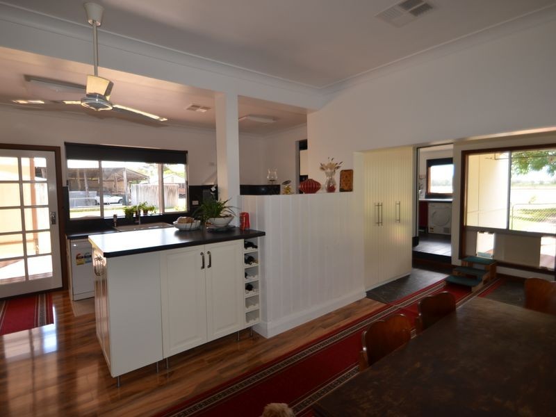 180 Tenth Street, Harvey WA 6220