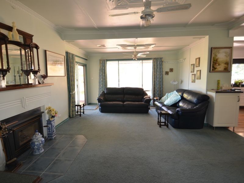 180 Tenth Street, Harvey WA 6220