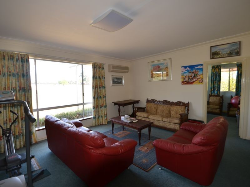 180 Tenth Street, Harvey WA 6220