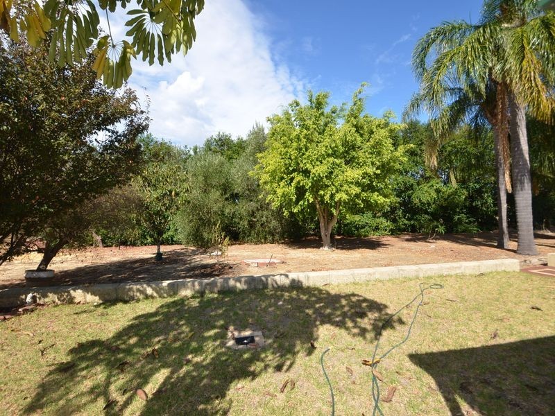 180 Tenth Street, Harvey WA 6220