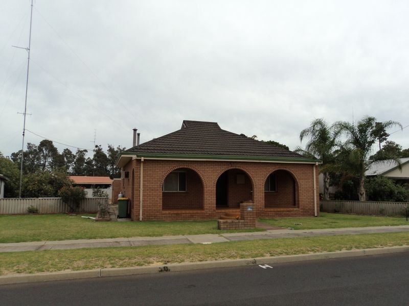 39 Hayward Street, Harvey WA 6220