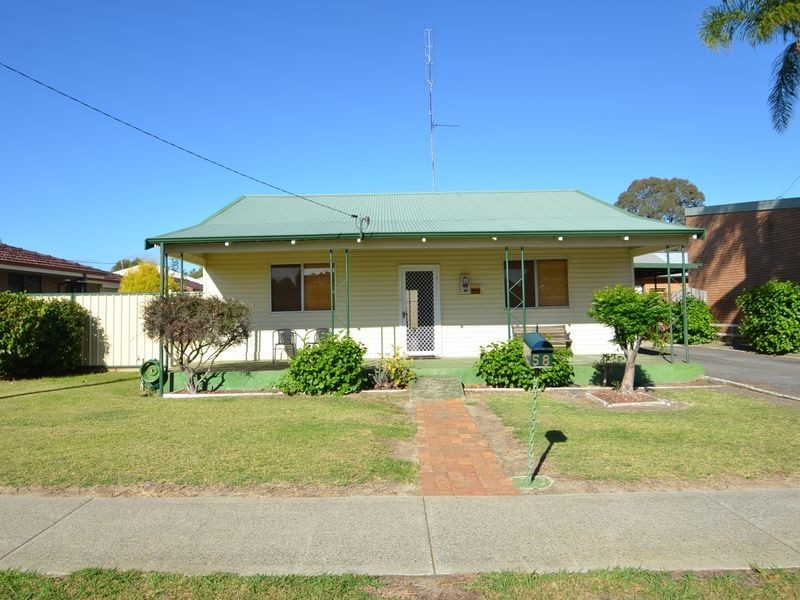 58 Young Street, Harvey WA 6220