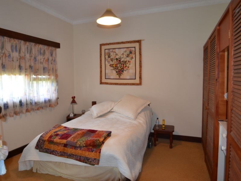 18 Buckby Road, Harvey WA 6220