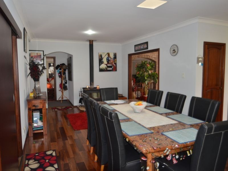 37 Hinge Road, Harvey WA 6220