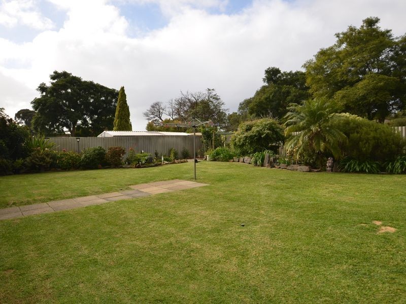 37 Hinge Road, Harvey WA 6220