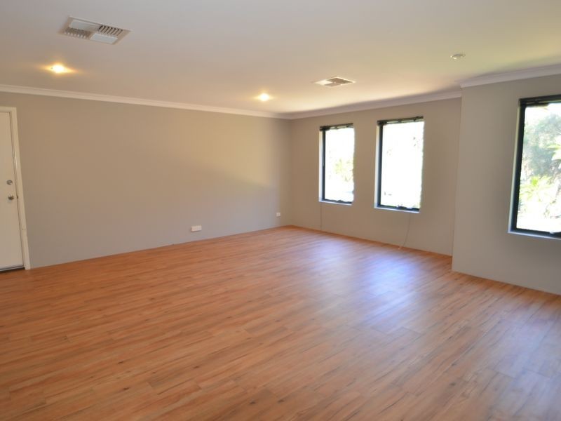 41 Gladstone Street, Cookernup WA 6220